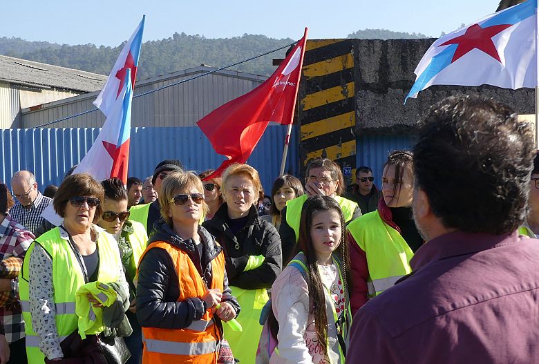 17-11-18 ManifaMaderasIglesiasPorrinhoMos33.JPG